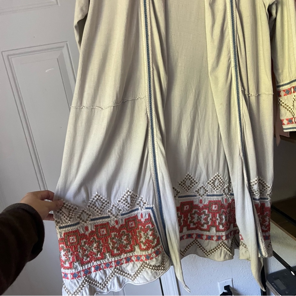 JOHNNY WAS cream ivory off white geo tribal embroidered buttonless long cardigan - Picture 3 of 8